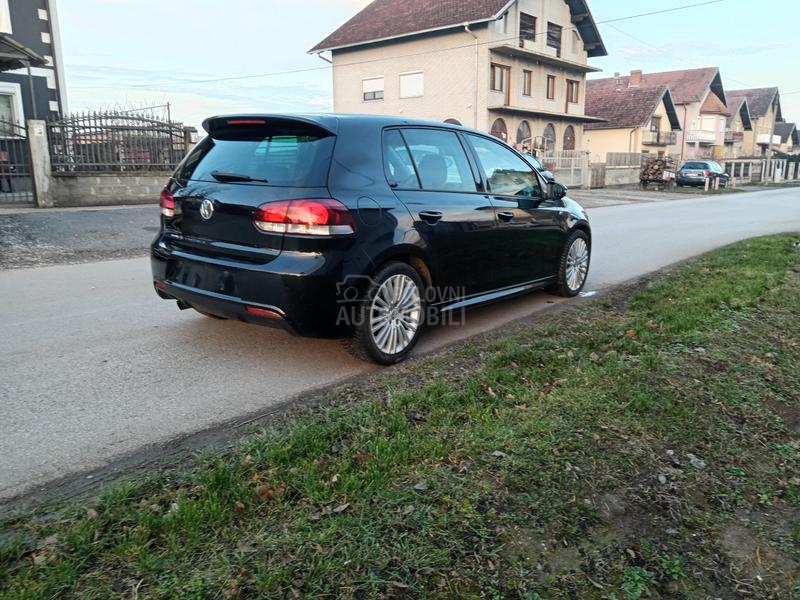 Volkswagen Golf 6 1.6 tdi R line