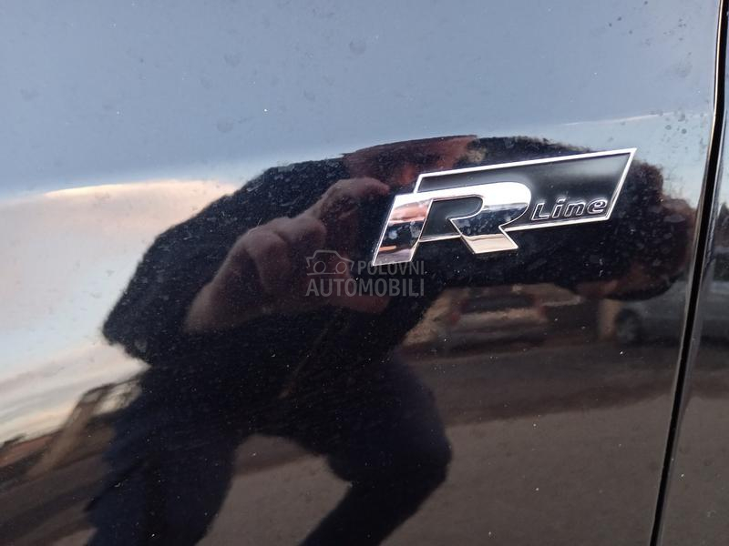 Volkswagen Golf 6 1.6 tdi R line