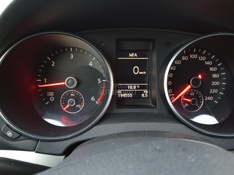 Volkswagen Golf 6 1.6 tdi R line
