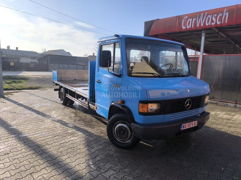 Mercedes Benz Vario 609D
