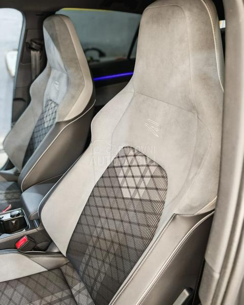 Volkswagen Golf 8 R LINE 2.0 TDI