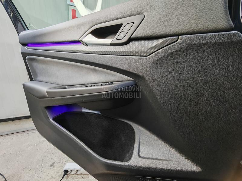 Volkswagen Golf 8 R LINE 2.0 TDI