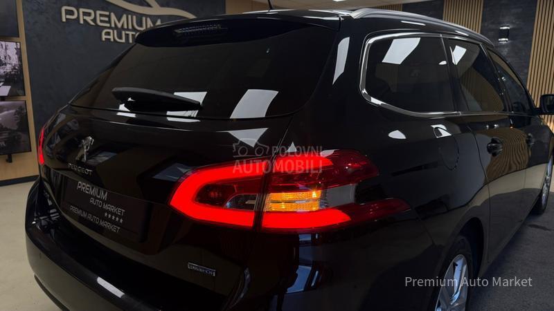 Peugeot 308 //1.6 HDI/PANO/KAM