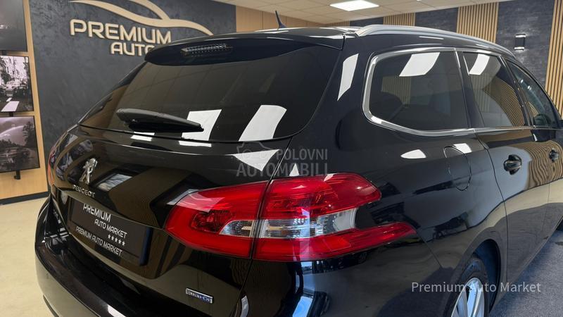 Peugeot 308 //1.6 HDI/PANO/KAM