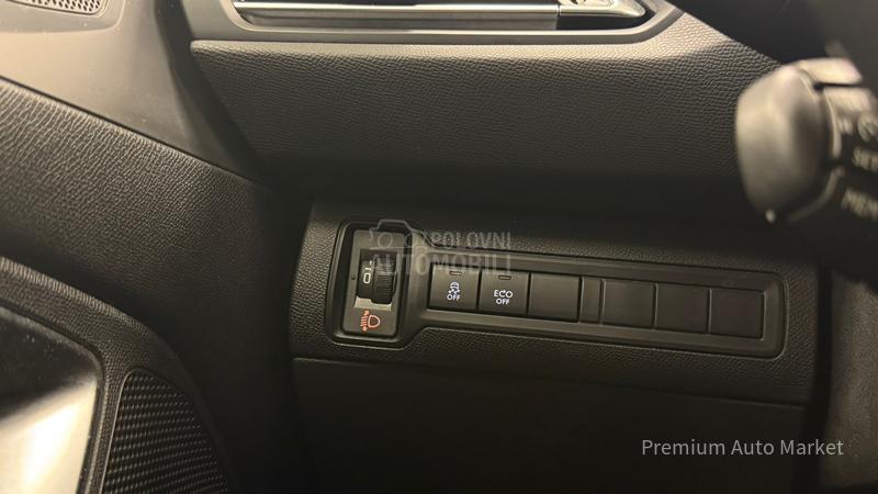 Peugeot 308 //1.6 HDI/PANO/KAM