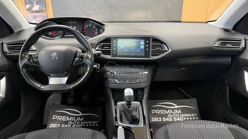 Peugeot 308 //1.6 HDI/PANO/KAM