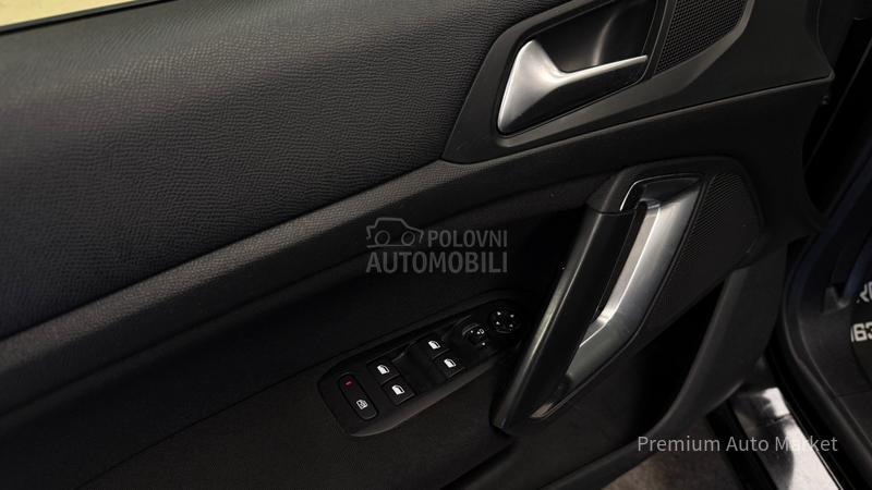 Peugeot 308 //1.6 HDI/PANO/KAM