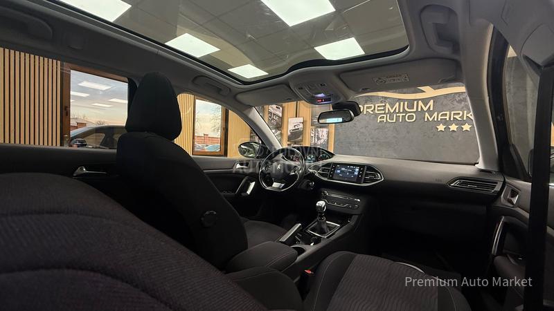 Peugeot 308 //1.6 HDI/PANO/KAM