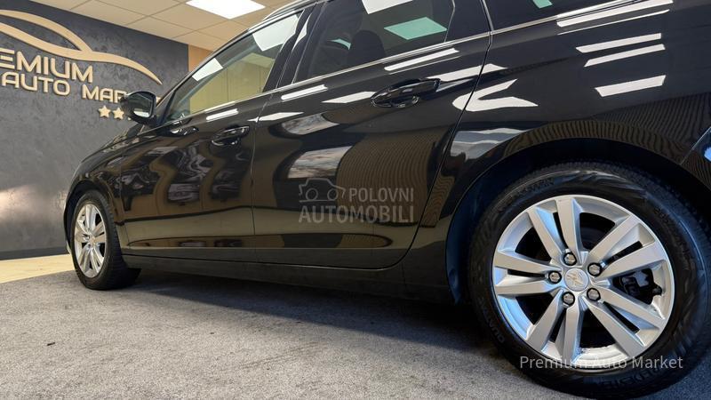 Peugeot 308 //1.6 HDI/PANO/KAM