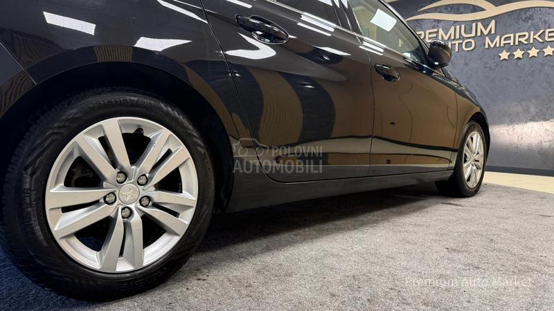 Peugeot 308 //1.6 HDI/PANO/KAM