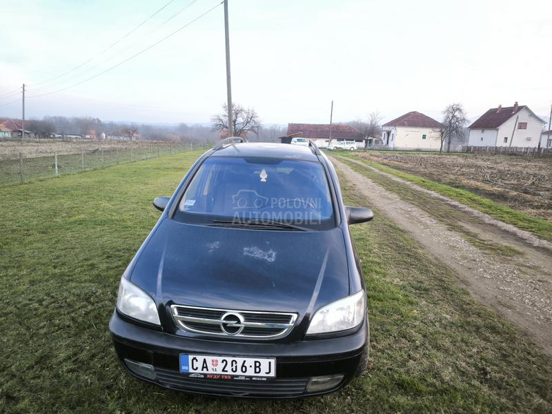 Opel Zafira 