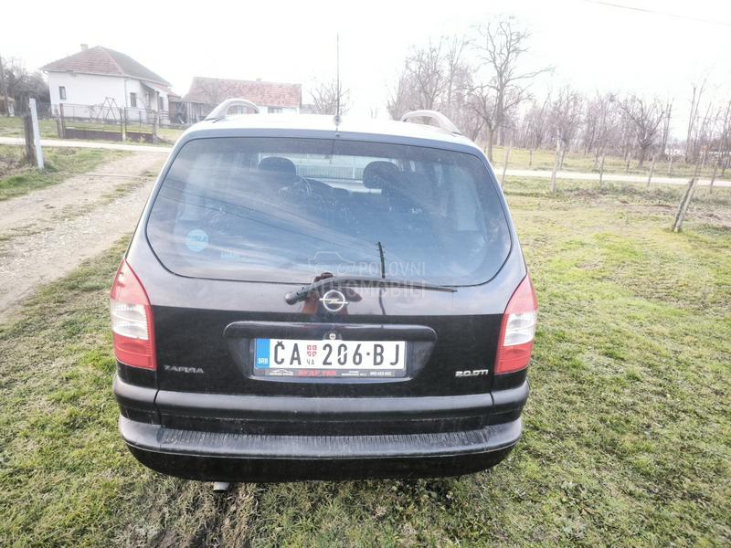 Opel Zafira 