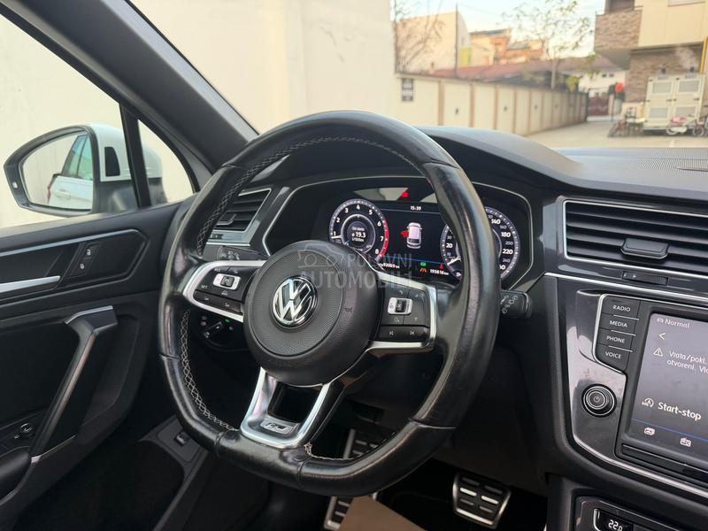 Volkswagen Tiguan 2.0 R-LINE PANO VIRT