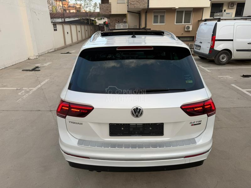 Volkswagen Tiguan 2.0 R-LINE PANO VIRT