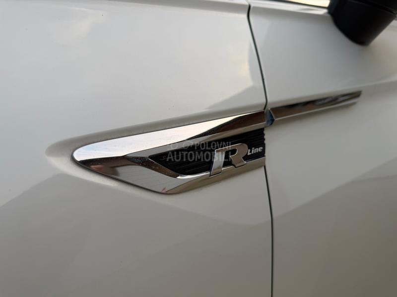 Volkswagen Tiguan 2.0 R-LINE PANO VIRT