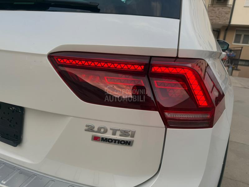 Volkswagen Tiguan 2.0 R-LINE PANO VIRT