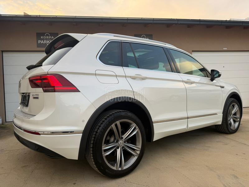Volkswagen Tiguan 2.0 R-LINE PANO VIRT