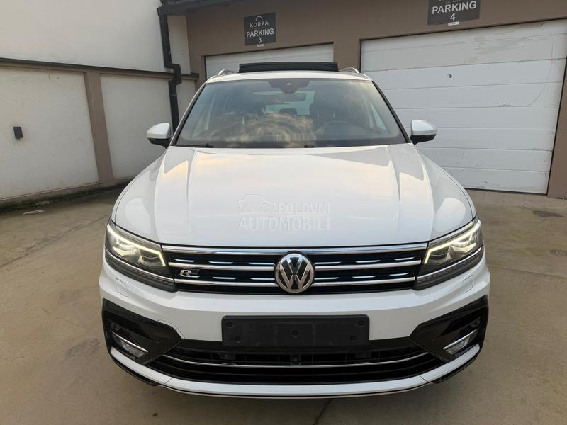 Volkswagen Tiguan 2.0 R-LINE PANO VIRT