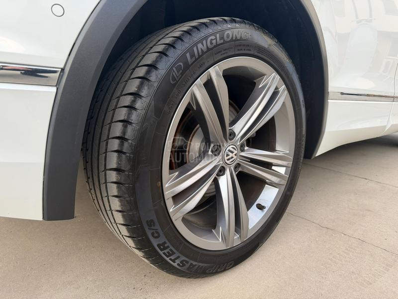 Volkswagen Tiguan 2.0 R-LINE PANO VIRT