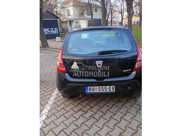 Dacia Sandero 