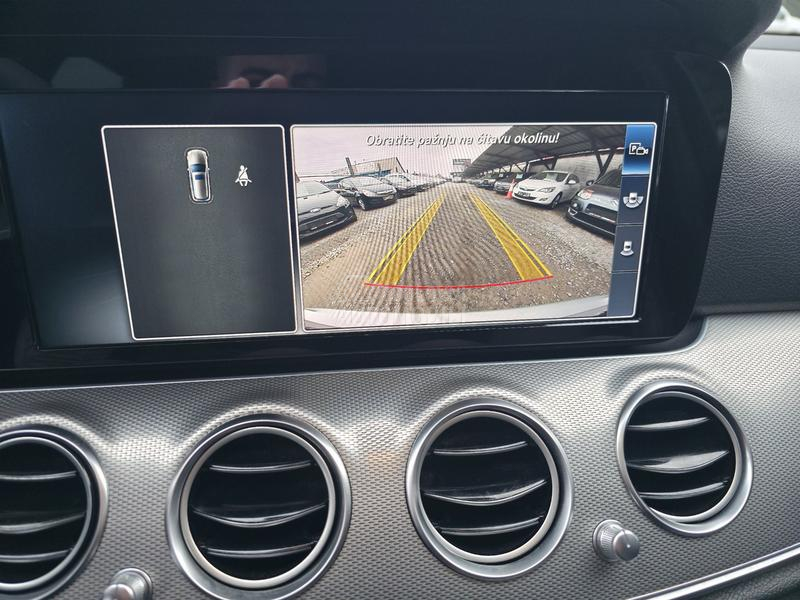 Mercedes Benz E 220 2.0 A.U.T.O.M.A.T.I