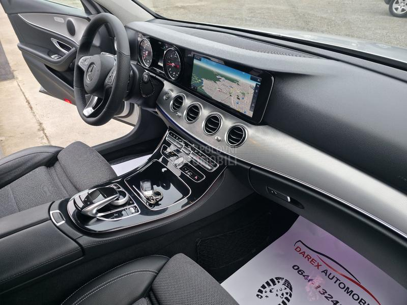Mercedes Benz E 220 2.0 A.U.T.O.M.A.T.I