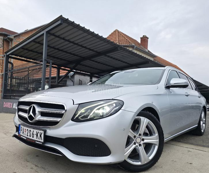 Mercedes Benz E 220 2.0 A.U.T.O.M.A.T.I