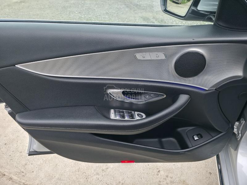 Mercedes Benz E 220 2.0 A.U.T.O.M.A.T.I