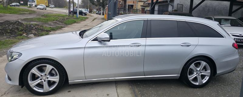 Mercedes Benz E 220 2.0 A.U.T.O.M.A.T.I