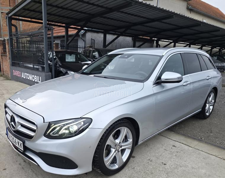 Mercedes Benz E 220 2.0 A.U.T.O.M.A.T.I