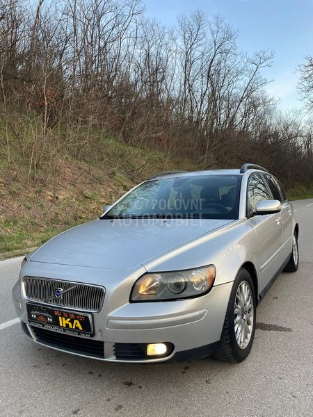 Volvo V50 PARTIKLE OPREMA
