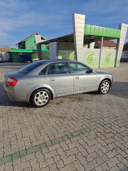 Audi A4 1.6