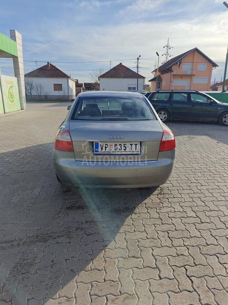 Audi A4 1.6