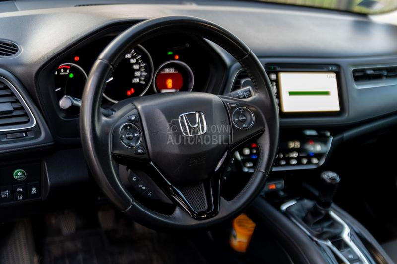 Honda HR-V 1.6i D-TEC/MT/NAV