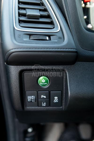Honda HR-V 1.6i D-TEC/MT/NAV
