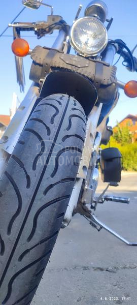 Suzuki Marauder VZ800