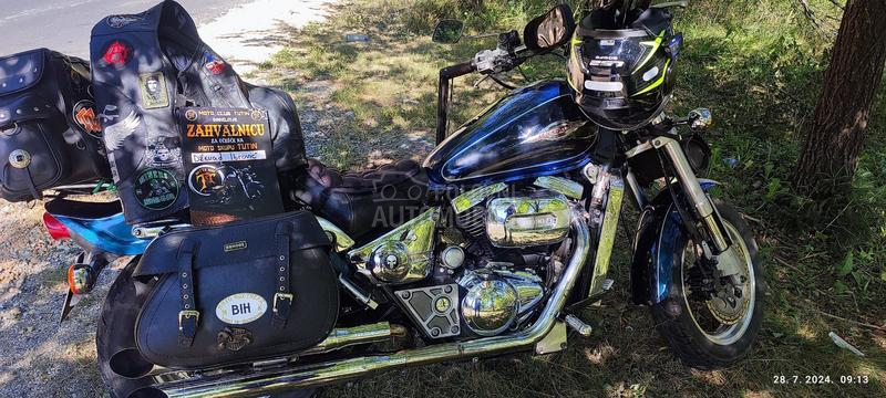 Suzuki Marauder VZ800