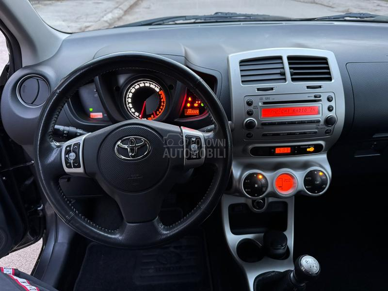 Toyota Urban Cruiser 1.33 VVT-I