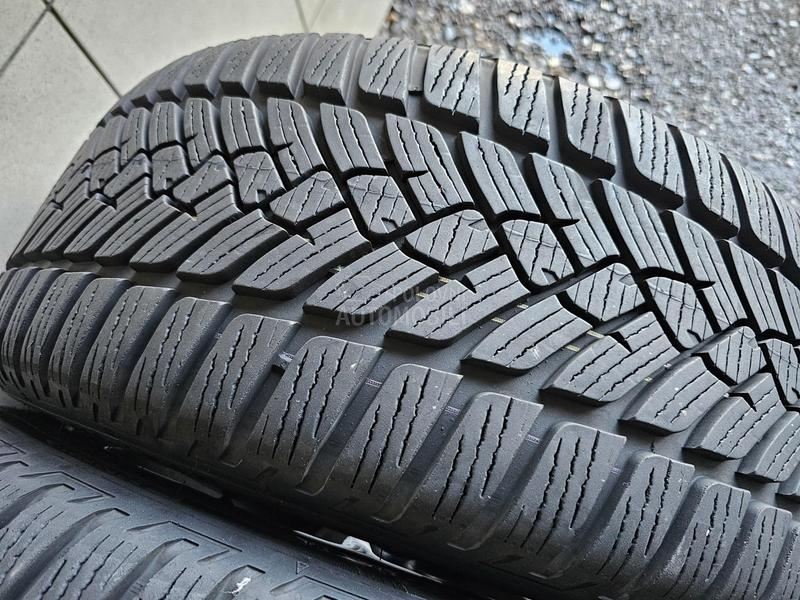 Fulda 225/40 R18 Zimska