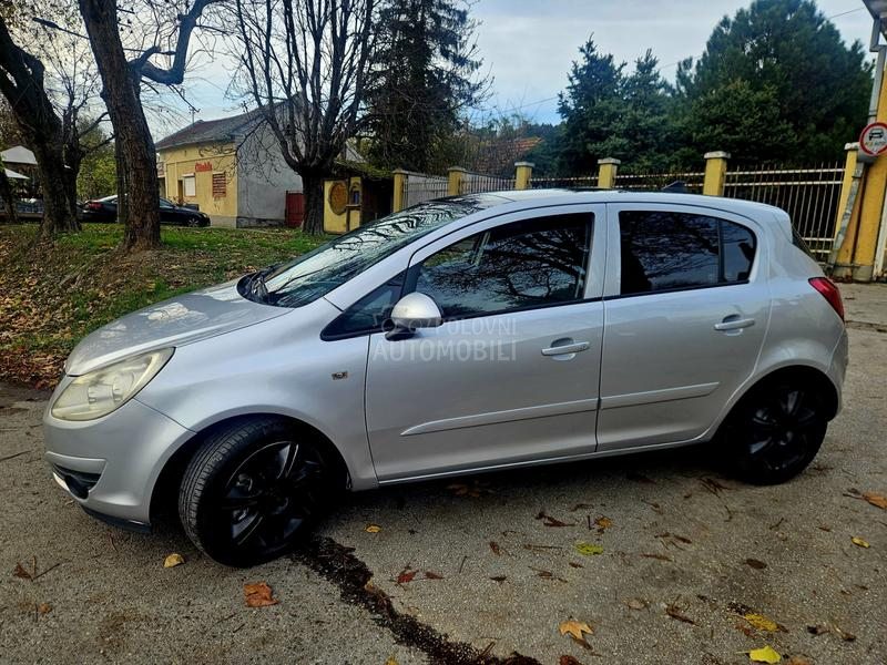 Opel Corsa D 1.3 CDTI LUTKAA