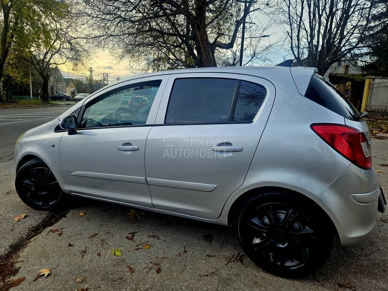 Opel Corsa D 1.3 CDTI LUTKAA