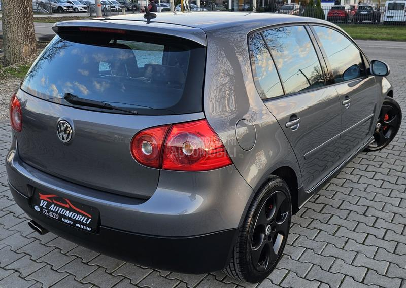 Volkswagen Golf 5 2.0 FSI G.T.I