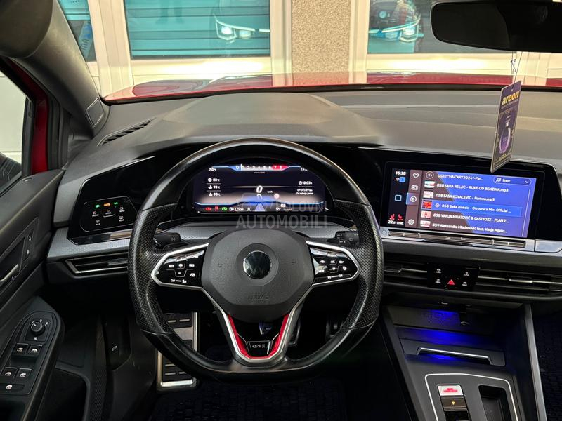 Volkswagen Golf 8 GTI