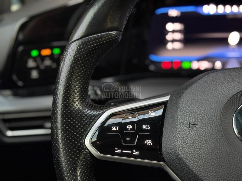 Volkswagen Golf 8 GTI