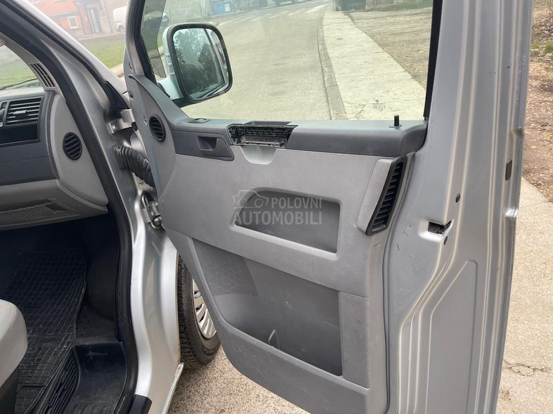 Volkswagen Transporter T5 NOV