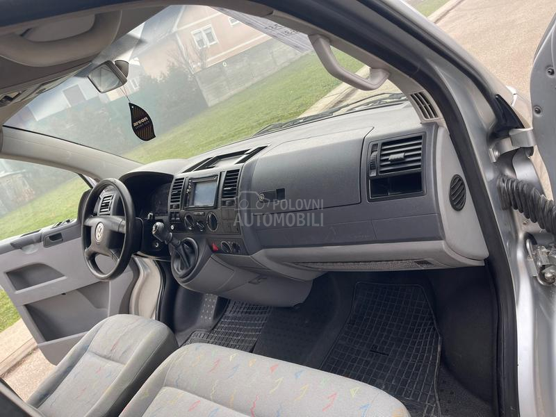 Volkswagen Transporter T5 NOV