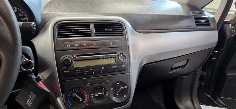 Fiat Grande Punto 1.2b kaonov
