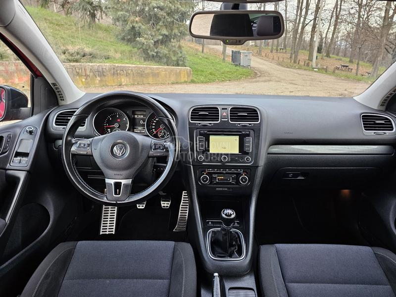 Volkswagen Golf 6 1.6TDI/STYLE/N O V