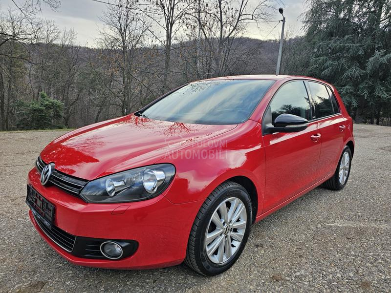 Volkswagen Golf 6 1.6TDI/STYLE/N O V