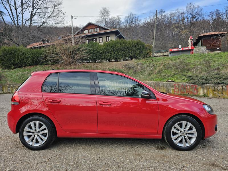 Volkswagen Golf 6 1.6TDI/STYLE/N O V